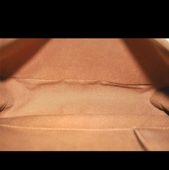 Authentic Louis Vuitton Monogram Messenger Bosphore PM Shoulder Bag - Picture 4 of 10